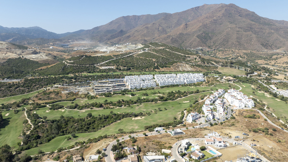 Appartement te koop in Estepona | 0 slaapkamers H5395777