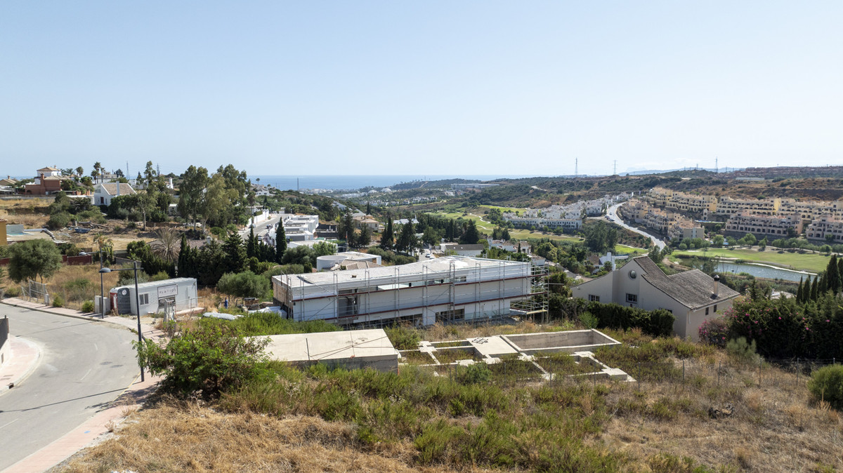 Appartement te koop in Estepona | 0 slaapkamers H5395777