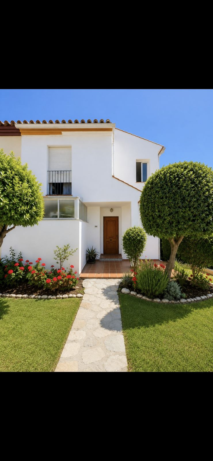Huis te koop in Estepona | 4 slaapkamers H5395972