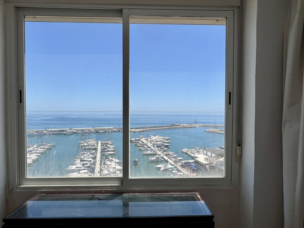 Huis te koop in Estepona | 2 slaapkamers H5397778