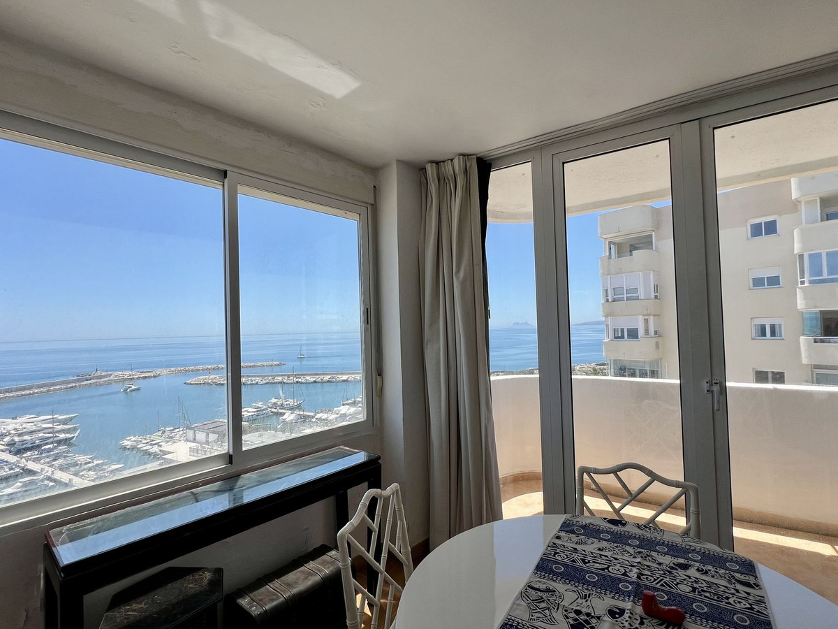 Huis te koop in Estepona | 2 slaapkamers H5397778