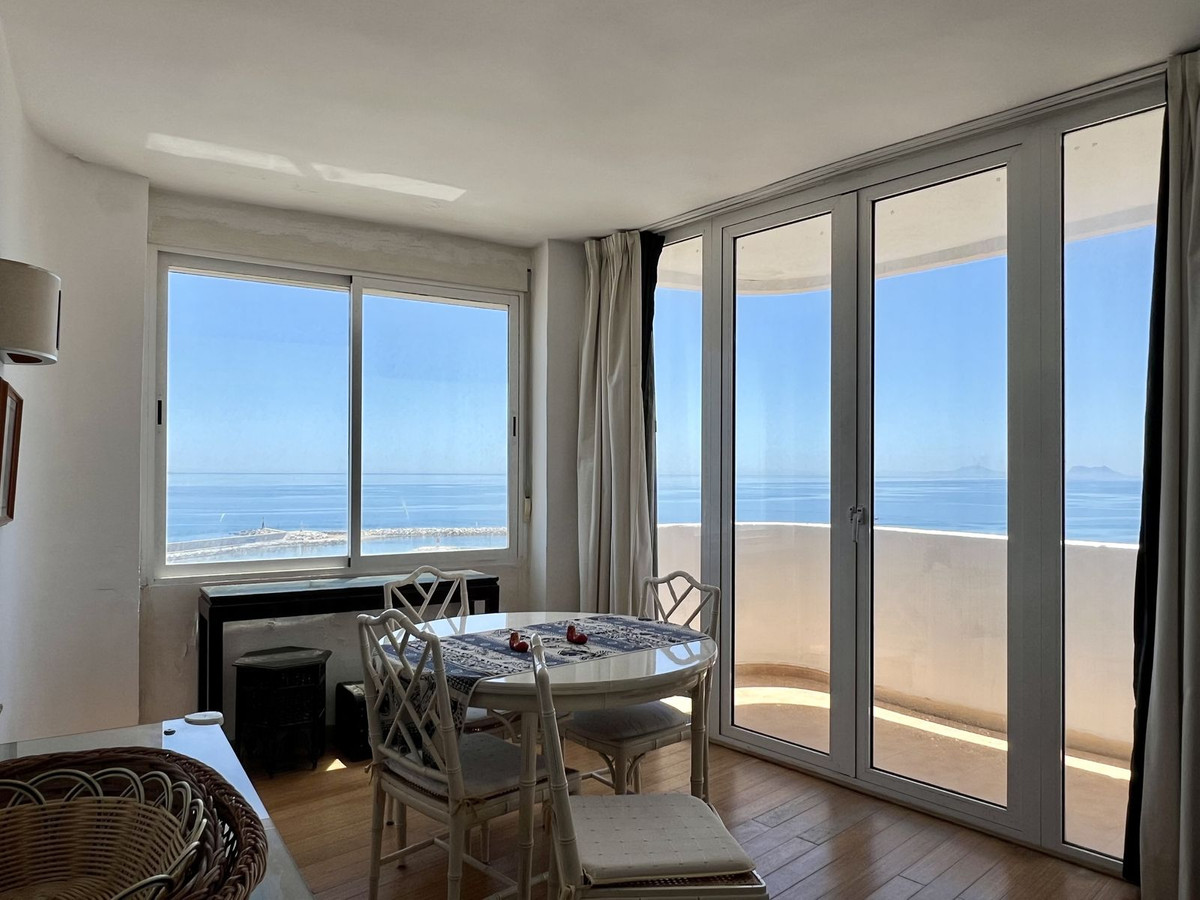 Huis te koop in Estepona | 2 slaapkamers H5397778