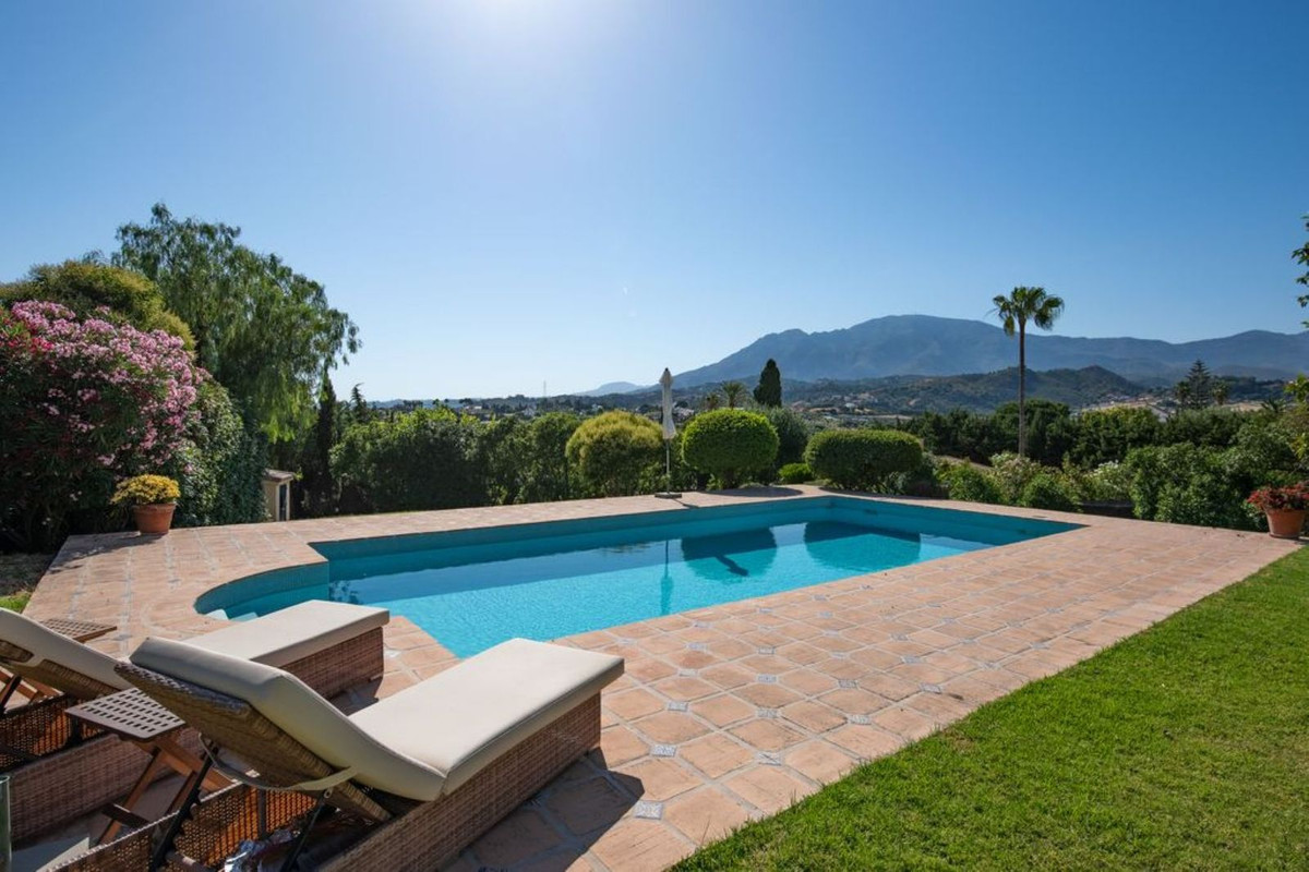 Huis te koop in Estepona | 4 slaapkamers H5398465