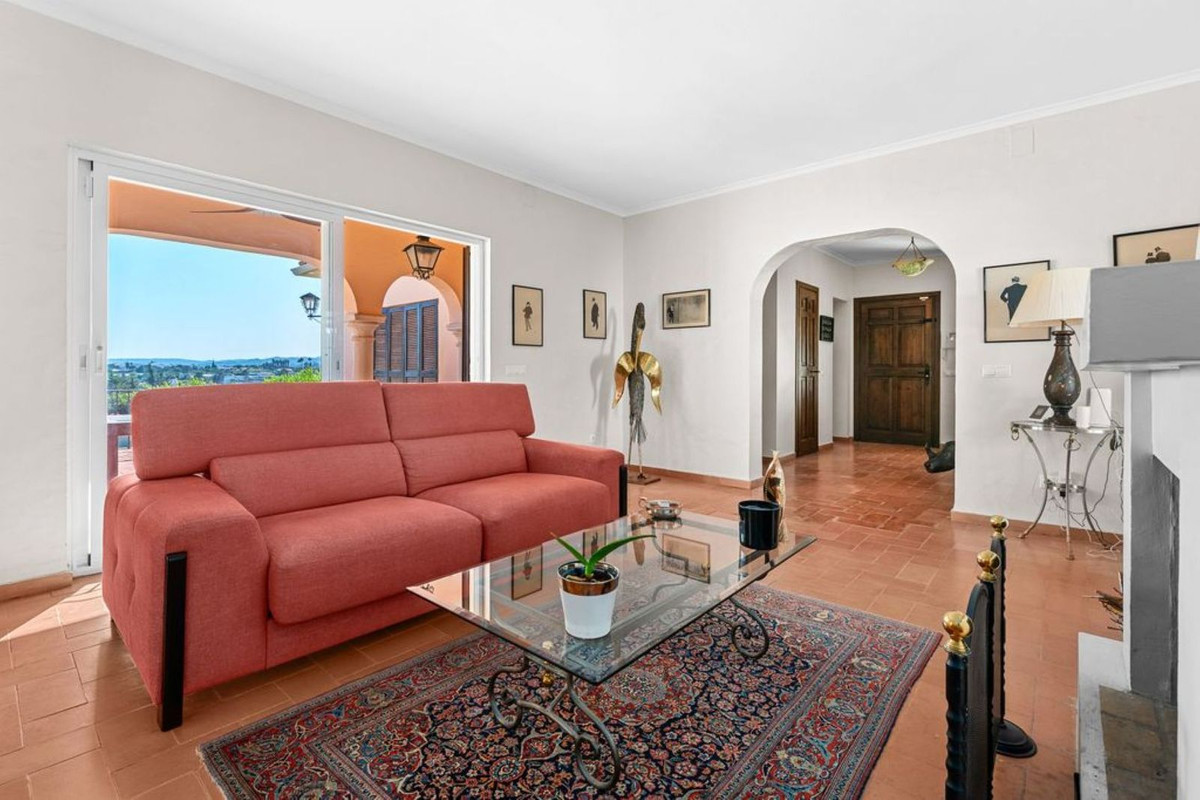 Huis te koop in Estepona | 4 slaapkamers H5398465
