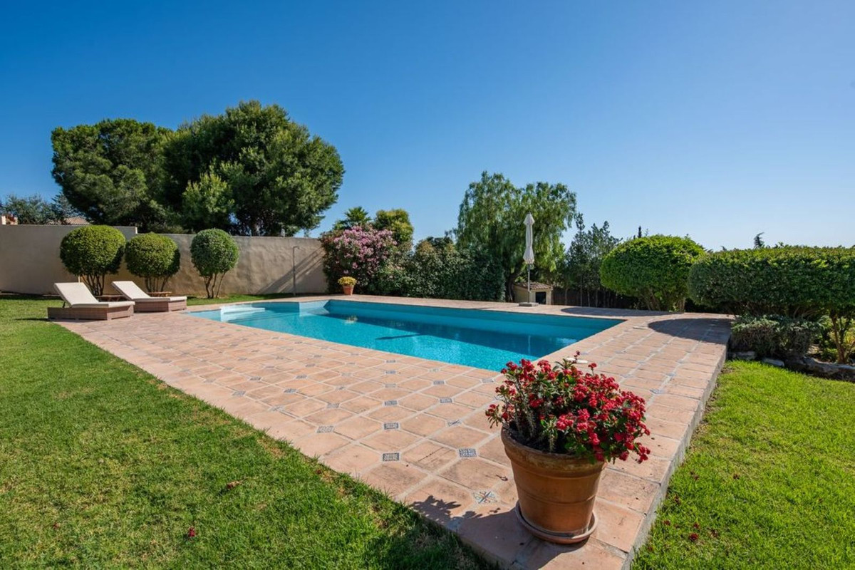 Huis te koop in Estepona | 4 slaapkamers H5398465