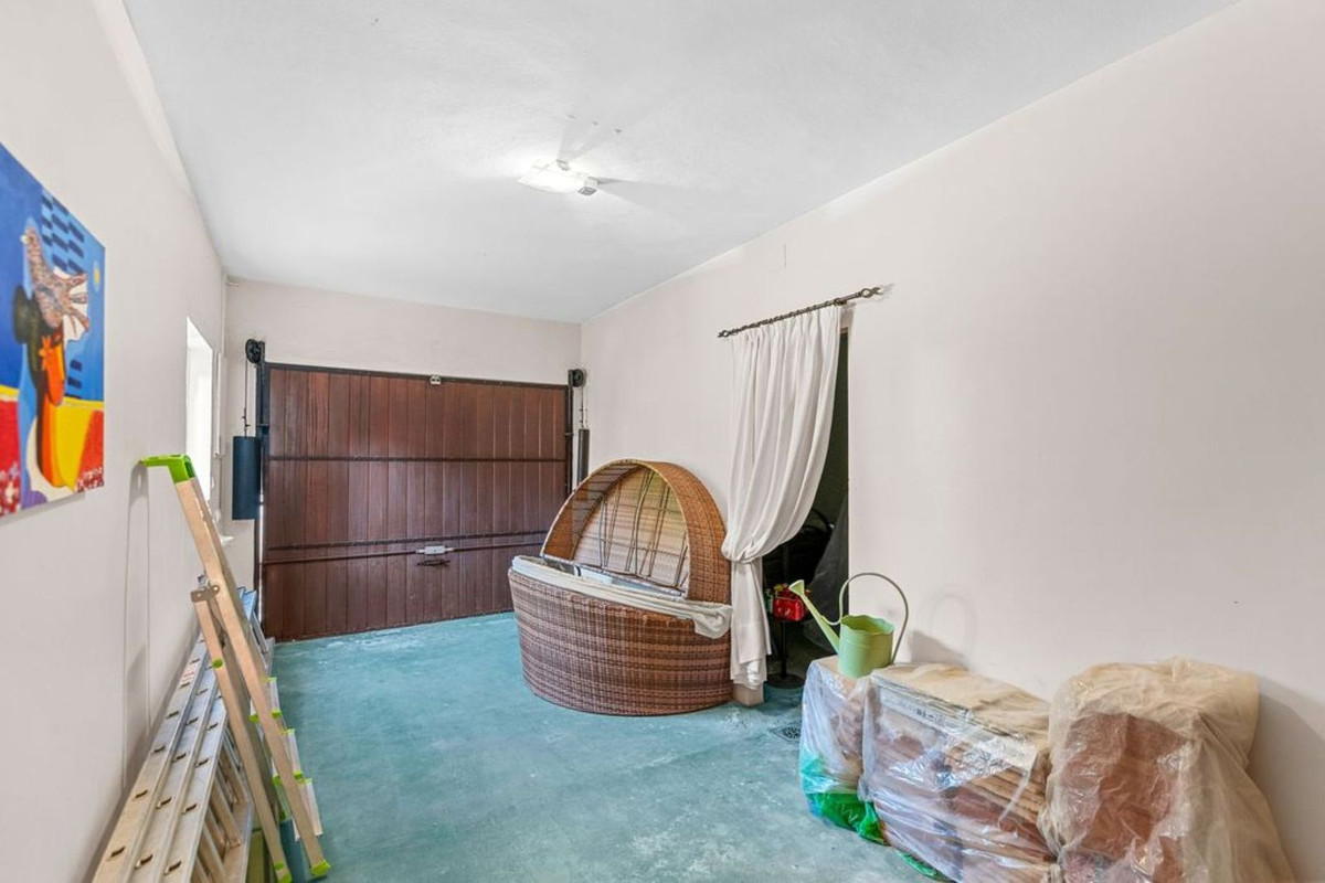 Huis te koop in Estepona | 4 slaapkamers H5398465