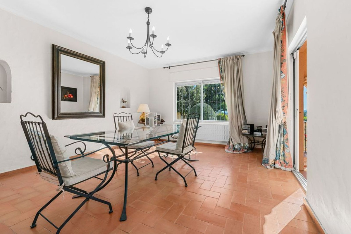 Huis te koop in Estepona | 4 slaapkamers H5398465