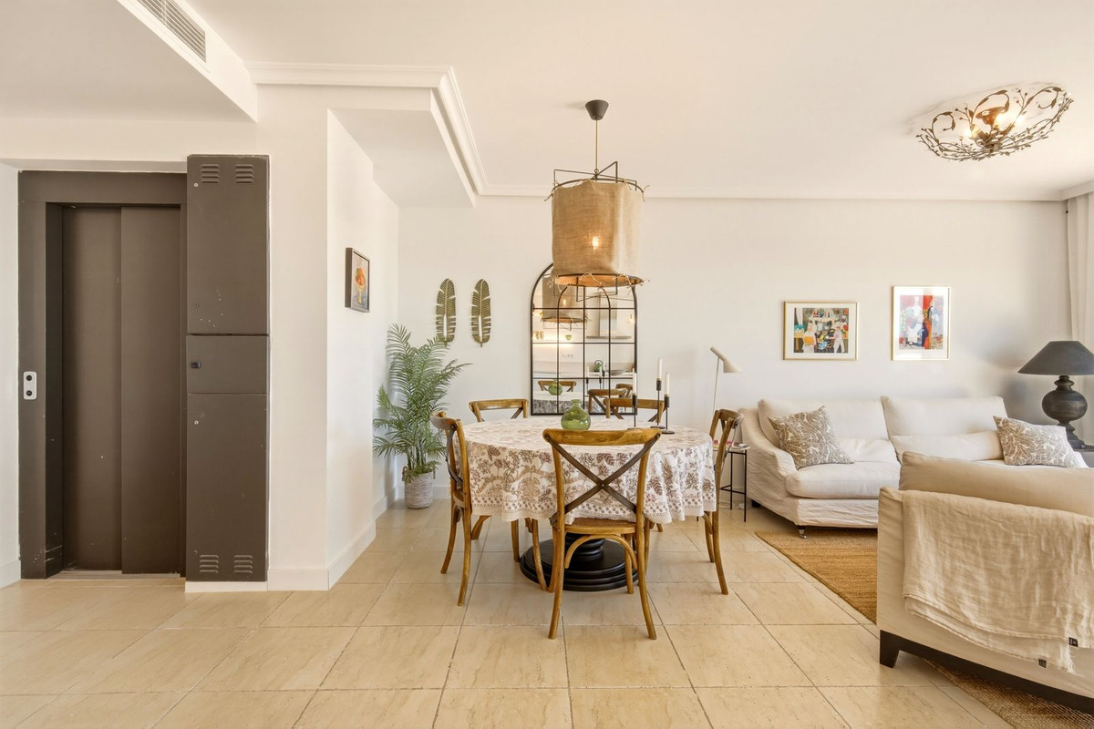 Huis te koop in Estepona | 3 slaapkamers H5399815