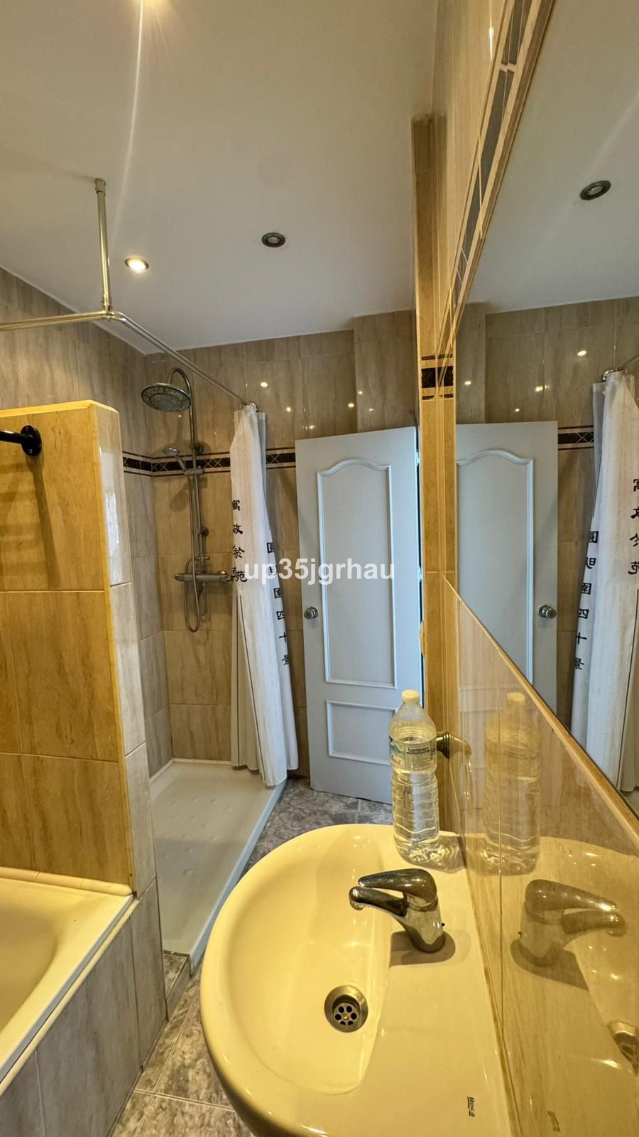 Appartement te koop in Estepona | 3 slaapkamers H5400094