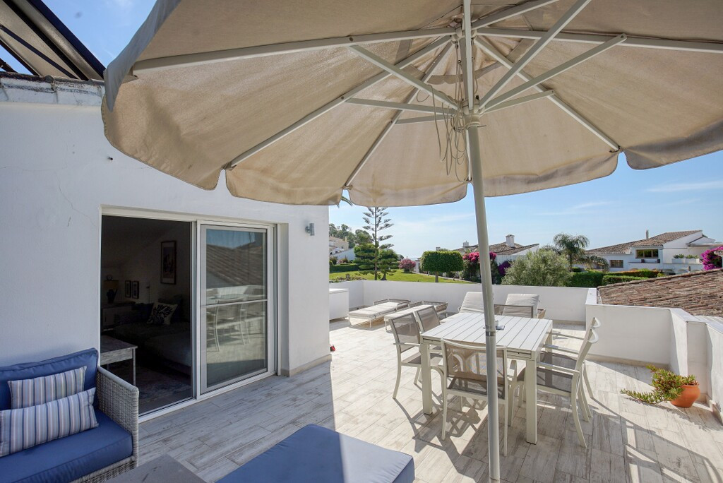 Huis te koop in Estepona | 2 slaapkamers H5400682