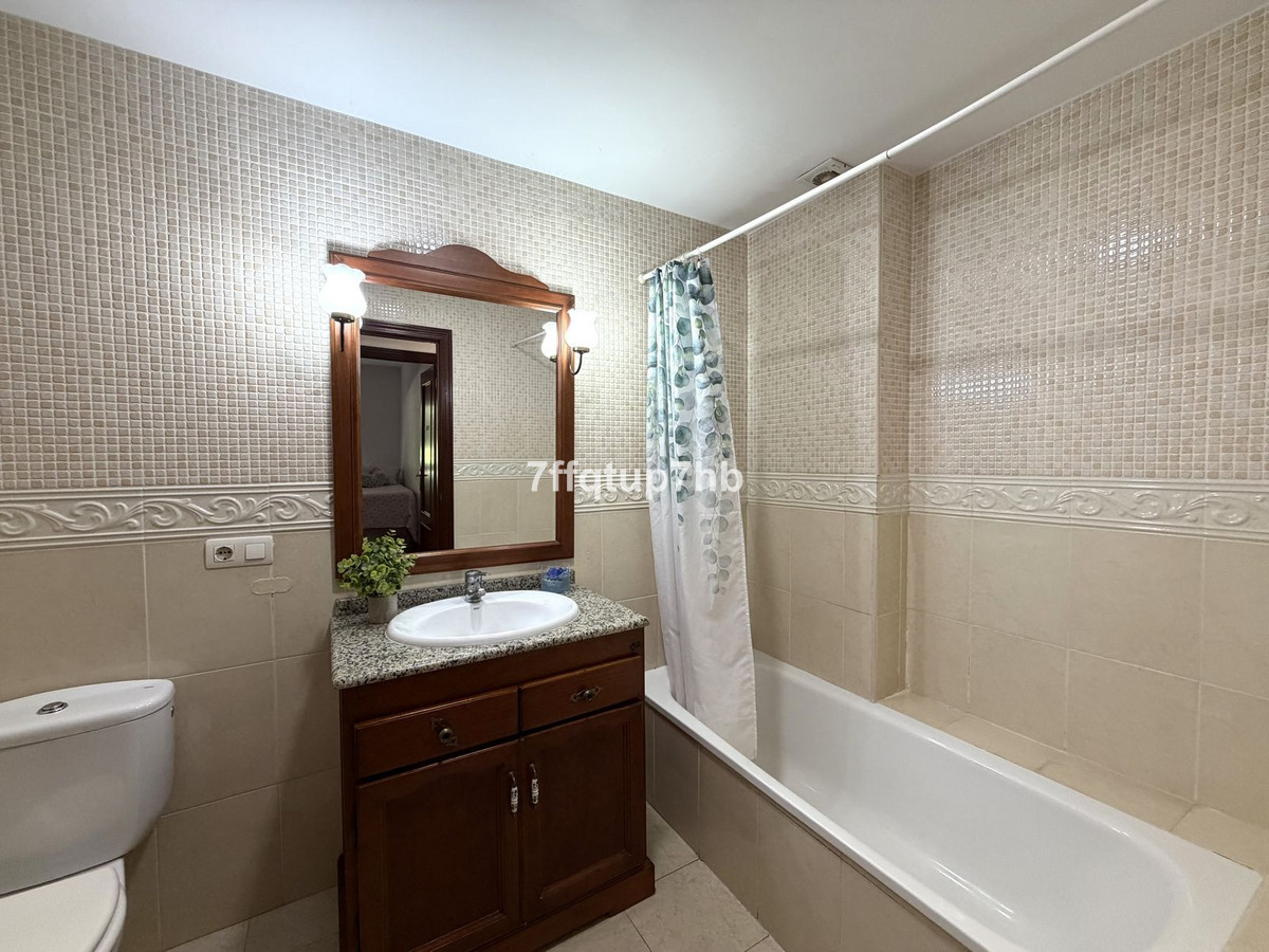 Appartement te koop in Estepona | 4 slaapkamers H5401018