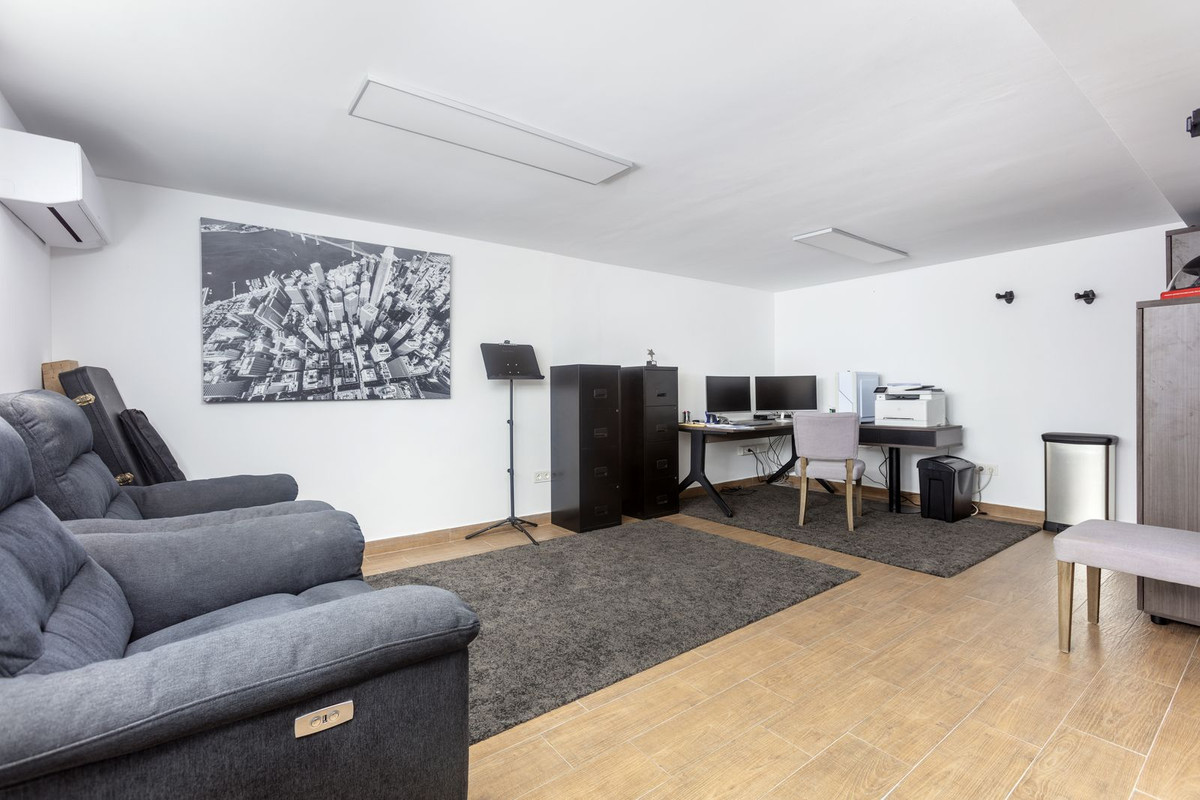 Property main view 36
