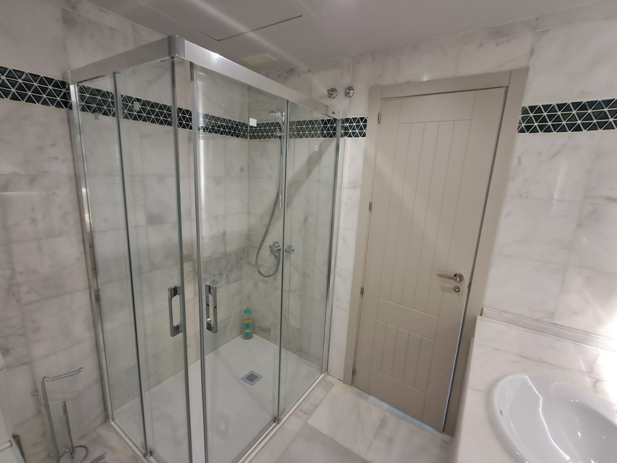 Huis te koop in Estepona | 3 slaapkamers H5401258