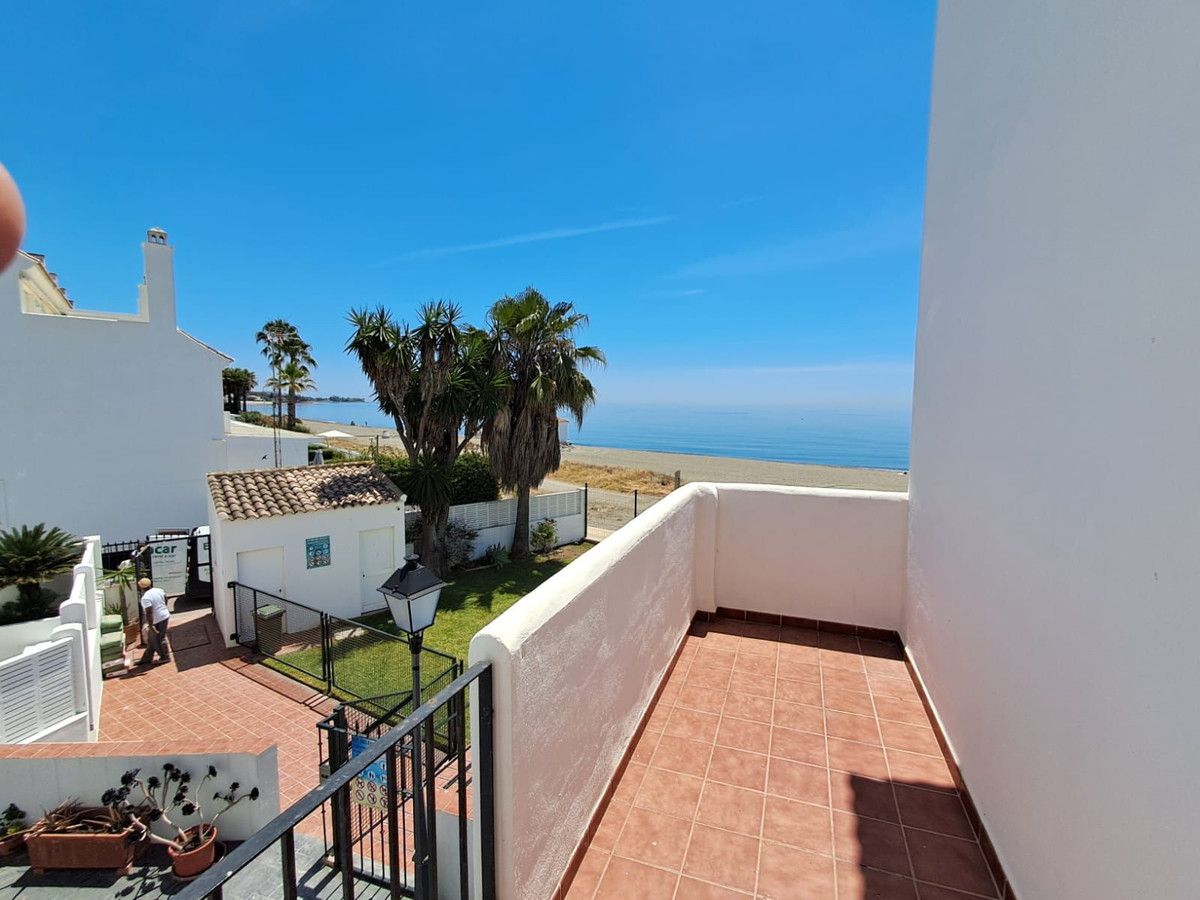 Huis te koop in Estepona | 3 slaapkamers H5401258