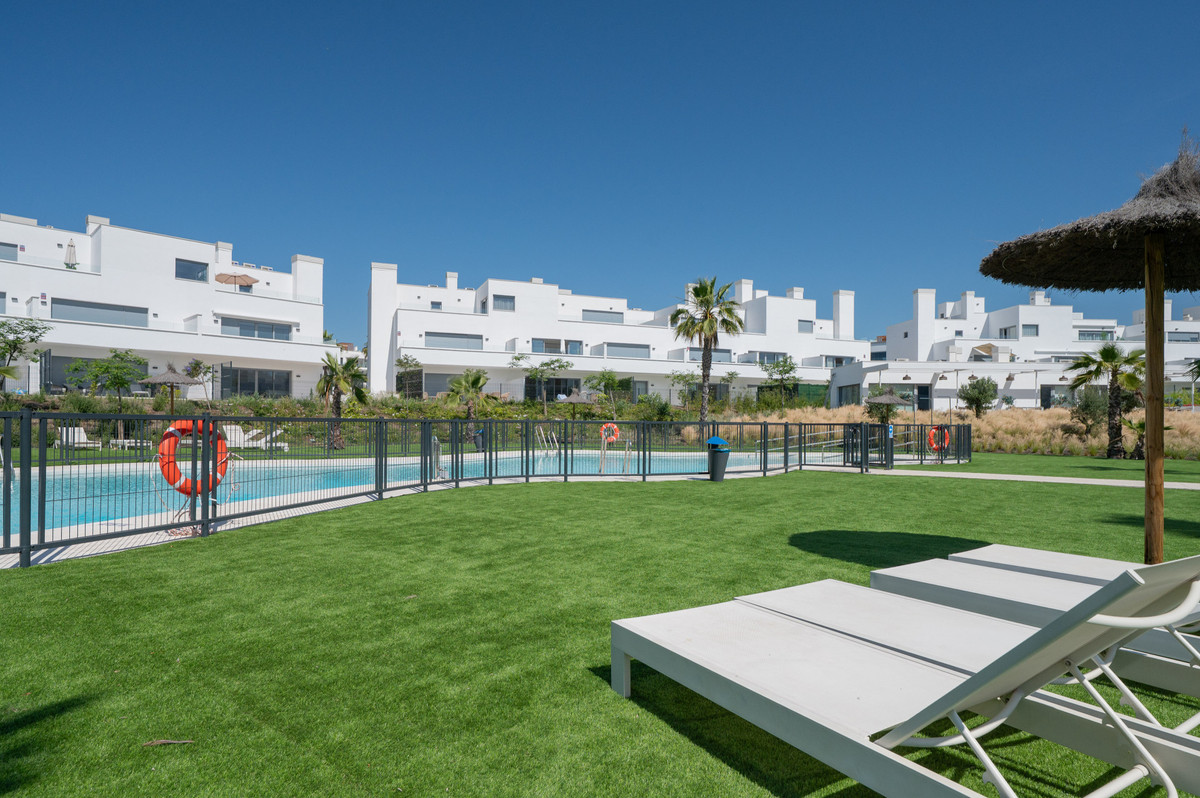 Huis te koop in Estepona | 2 slaapkamers H5401633
