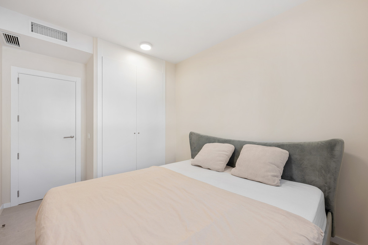 Huis te koop in Estepona | 2 slaapkamers H5401633