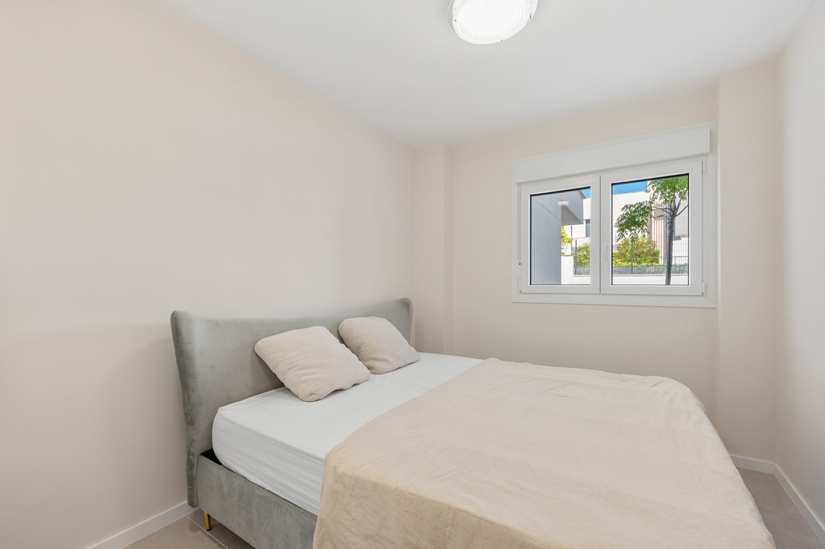 Huis te koop in Estepona | 2 slaapkamers H5401633