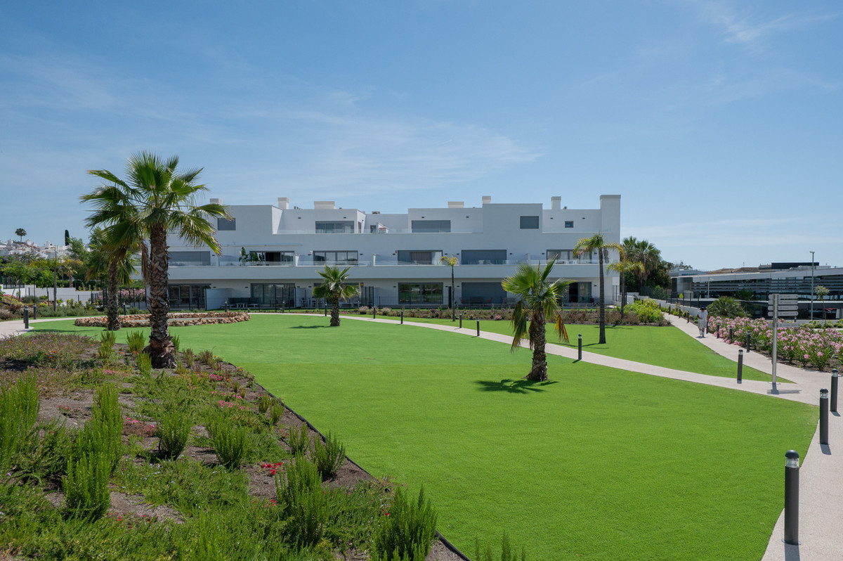 Huis te koop in Estepona | 2 slaapkamers H5401633