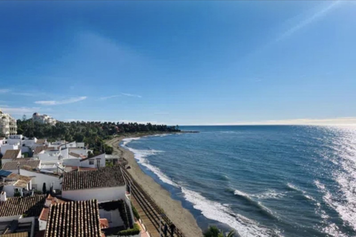 Huis te koop in Estepona | 3 slaapkamers H5401828
