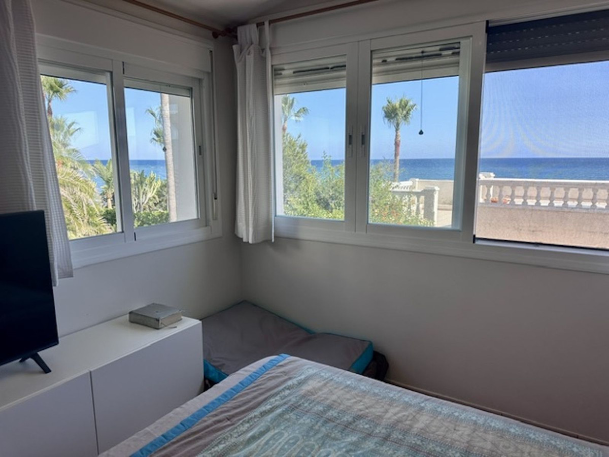 Huis te koop in Estepona | 3 slaapkamers H5401828