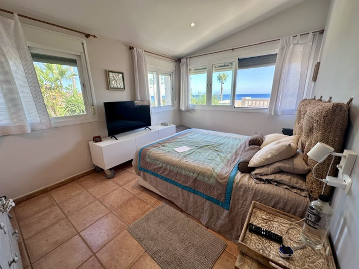 Huis te koop in Estepona | 3 slaapkamers H5401828