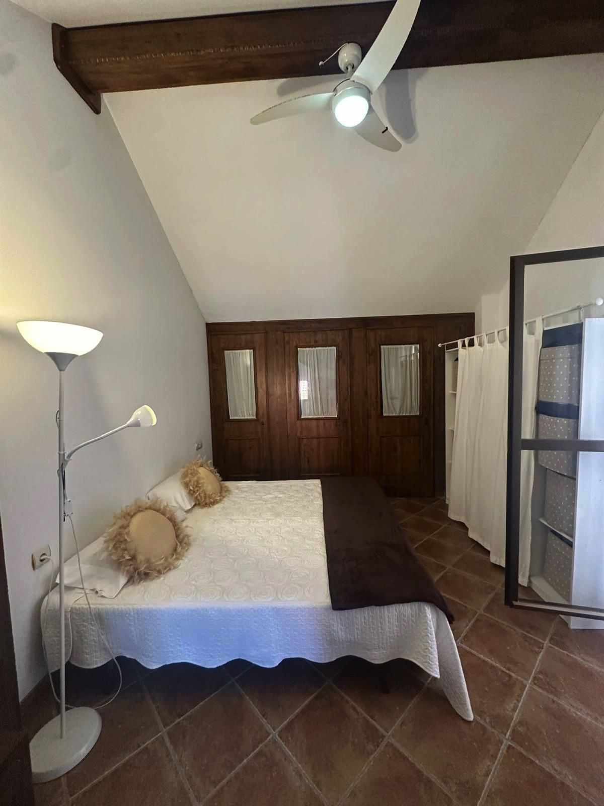 Huis te koop in Estepona | 4 slaapkamers H5402257