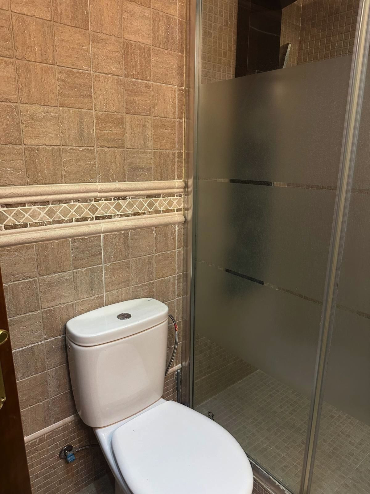 Huis te koop in Estepona | 4 slaapkamers H5402257