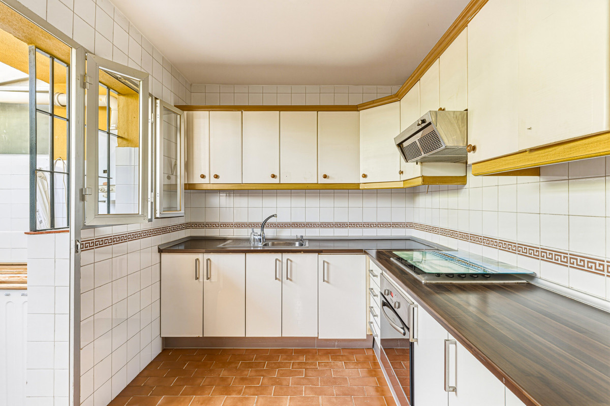 Huis te koop in Estepona | 3 slaapkamers H5402407