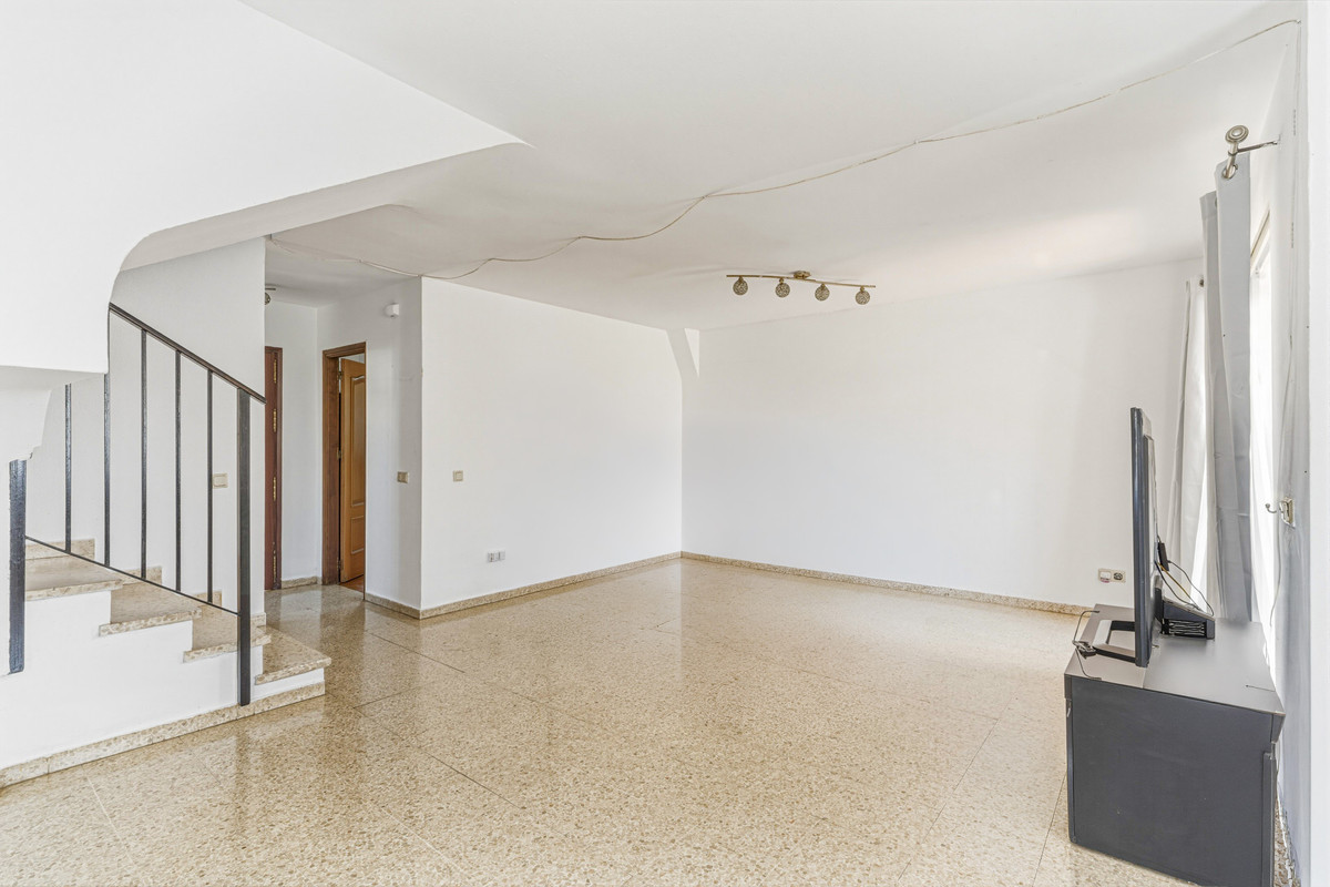 Huis te koop in Estepona | 3 slaapkamers H5402407