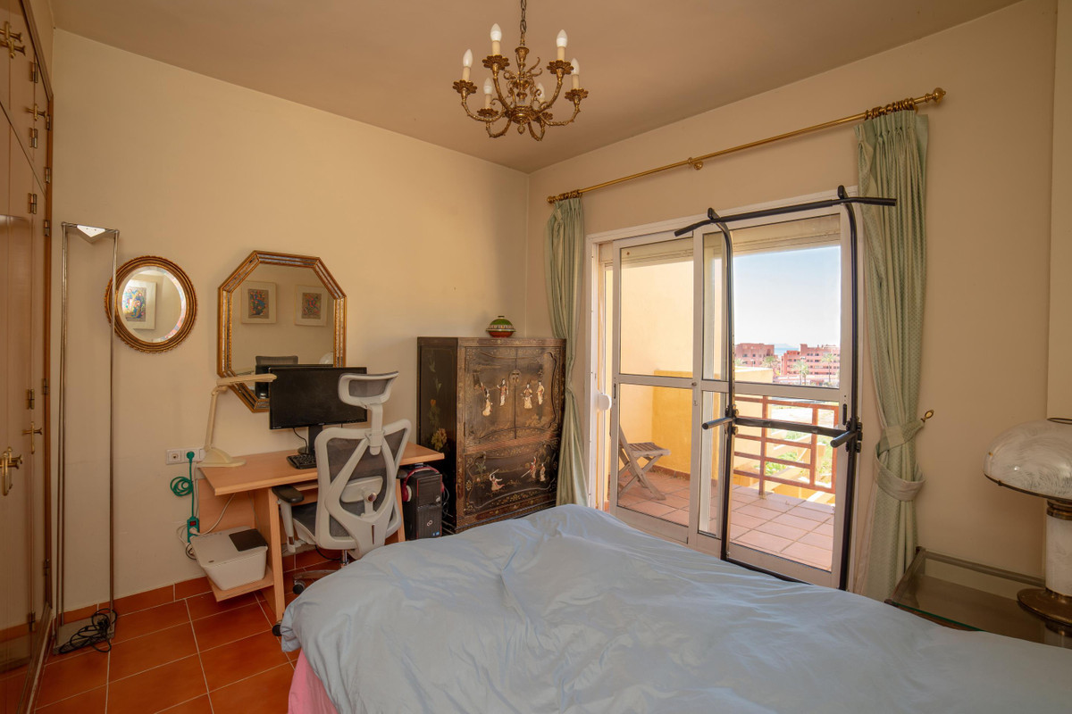 Huis te koop in Estepona | 4 slaapkamers H5402719
