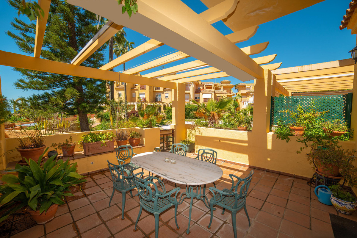 Huis te koop in Estepona | 4 slaapkamers H5402719