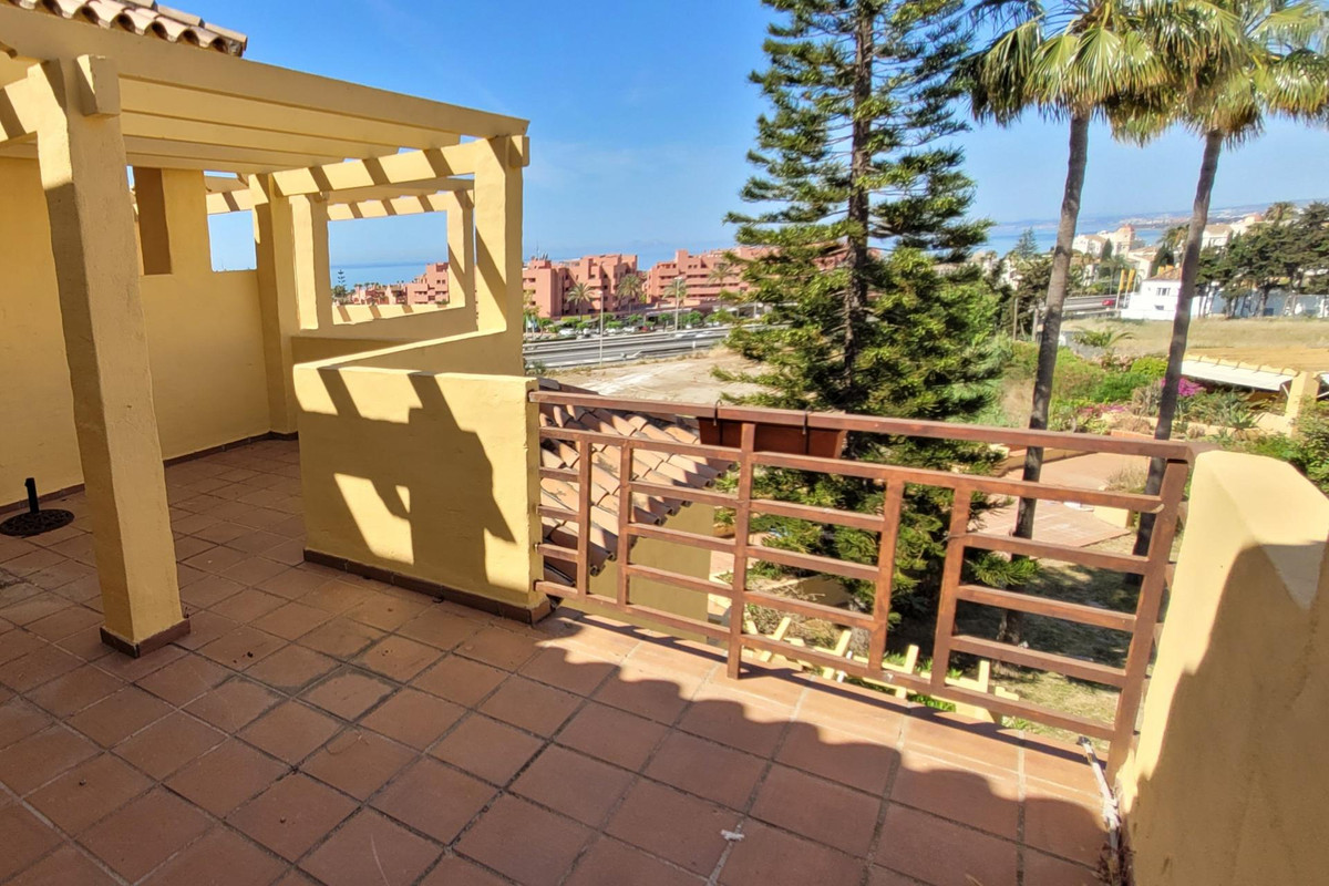 Huis te koop in Estepona | 4 slaapkamers H5402719