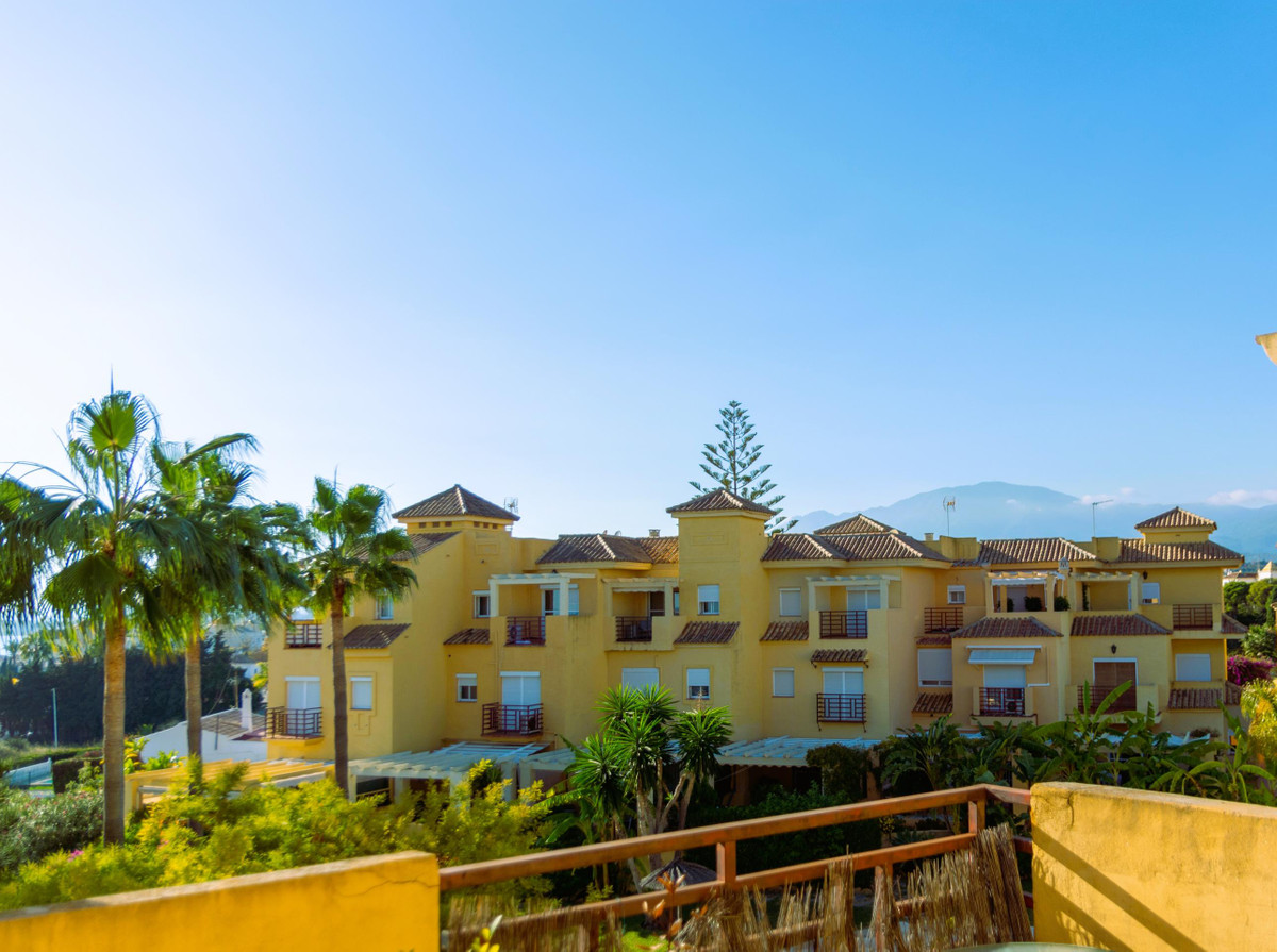 Huis te koop in Estepona | 4 slaapkamers H5402719