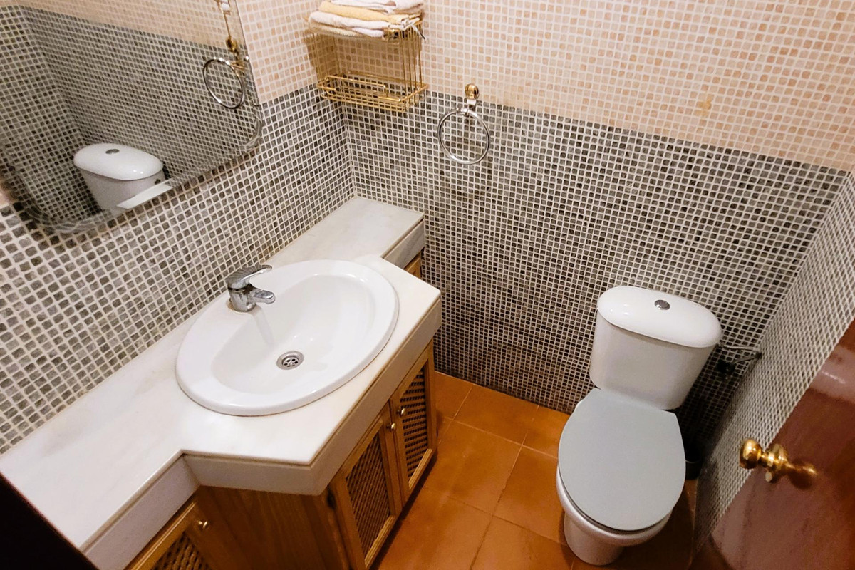 Huis te koop in Estepona | 4 slaapkamers H5402719