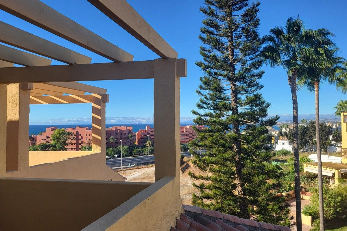 Huis te koop in Estepona | 4 slaapkamers H5402719