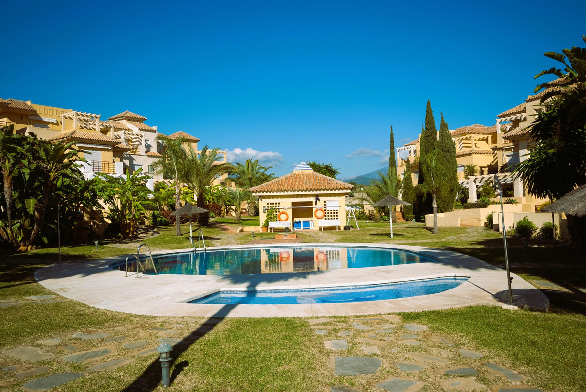 Huis te koop in Estepona | 4 slaapkamers H5402719