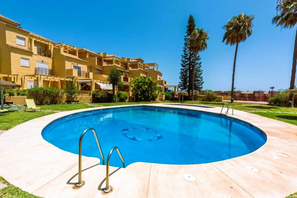 Huis te koop in Estepona | 4 slaapkamers H5402719