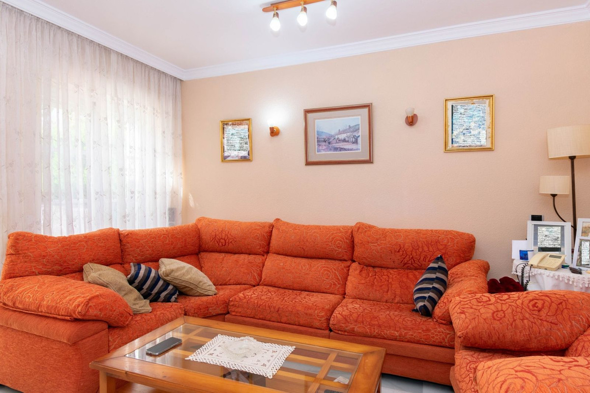 Huis te koop in Estepona | 3 slaapkamers H5406184