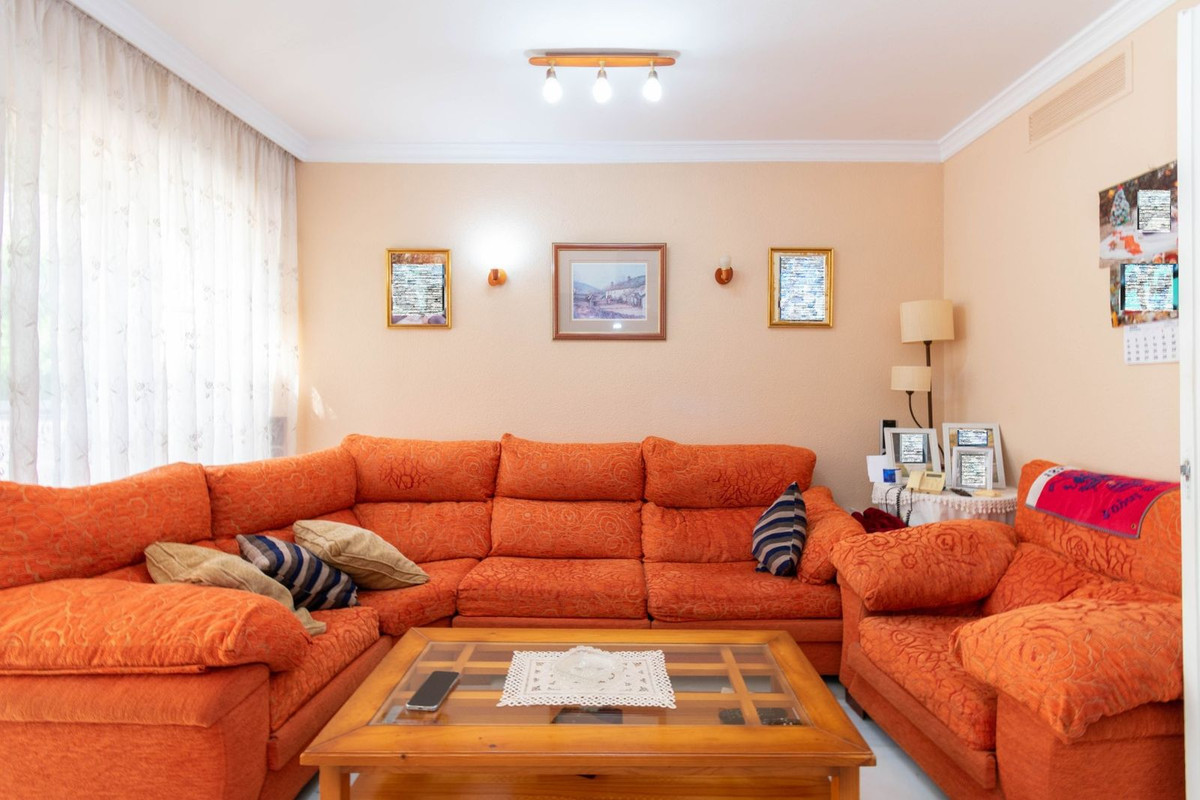 Huis te koop in Estepona | 3 slaapkamers H5406184