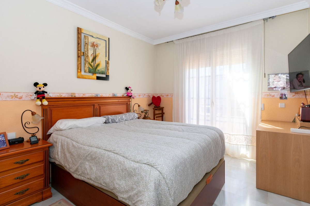 Huis te koop in Estepona | 3 slaapkamers H5406184