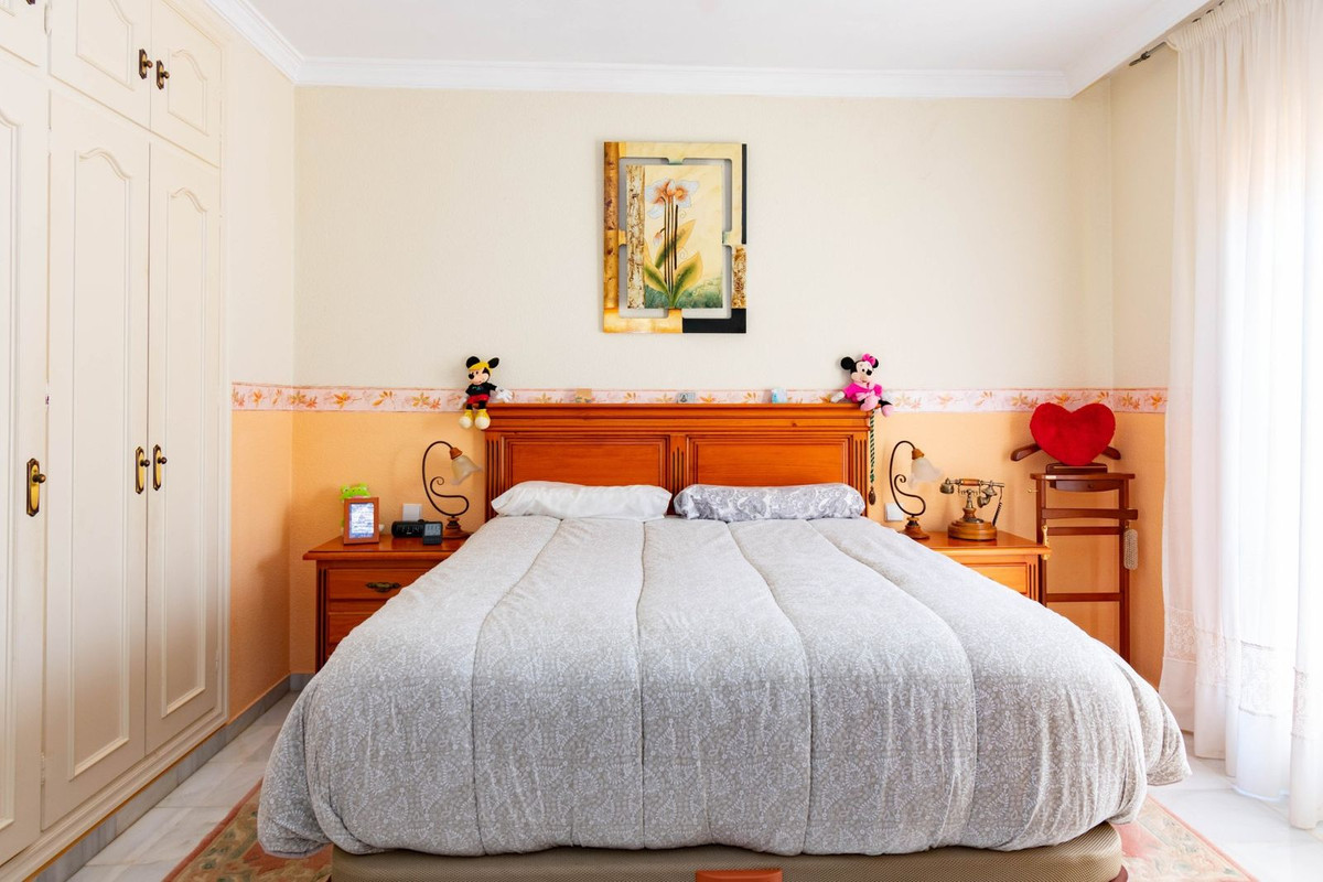 Huis te koop in Estepona | 3 slaapkamers H5406184