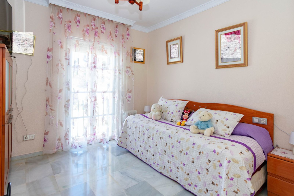 Huis te koop in Estepona | 3 slaapkamers H5406184