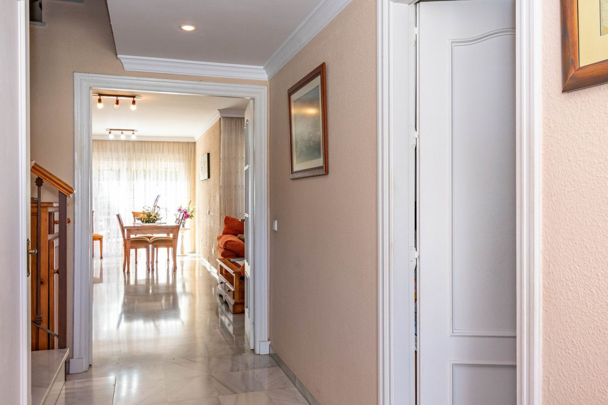 Huis te koop in Estepona | 3 slaapkamers H5406184