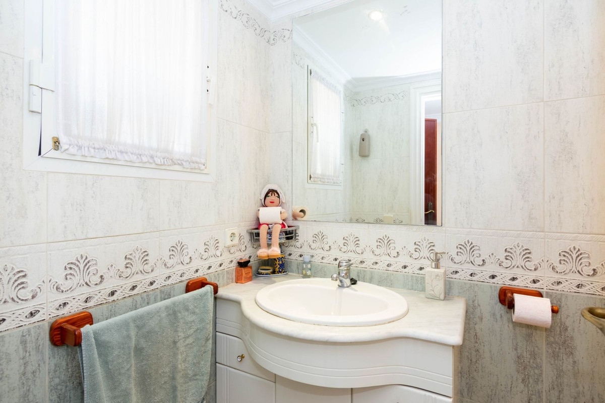 Huis te koop in Estepona | 3 slaapkamers H5406184