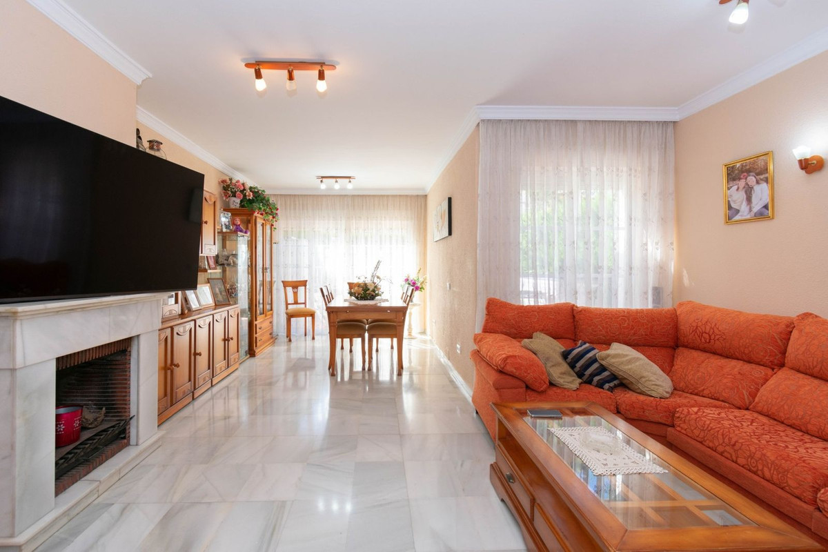 Huis te koop in Estepona | 3 slaapkamers H5406184