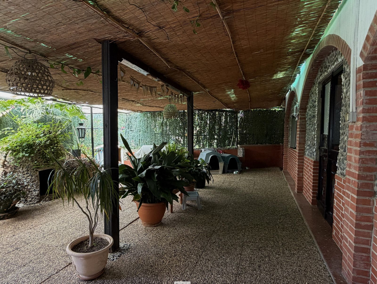 Finca - Cortijo te koop in Estepona | 6 slaapkamers H5406421