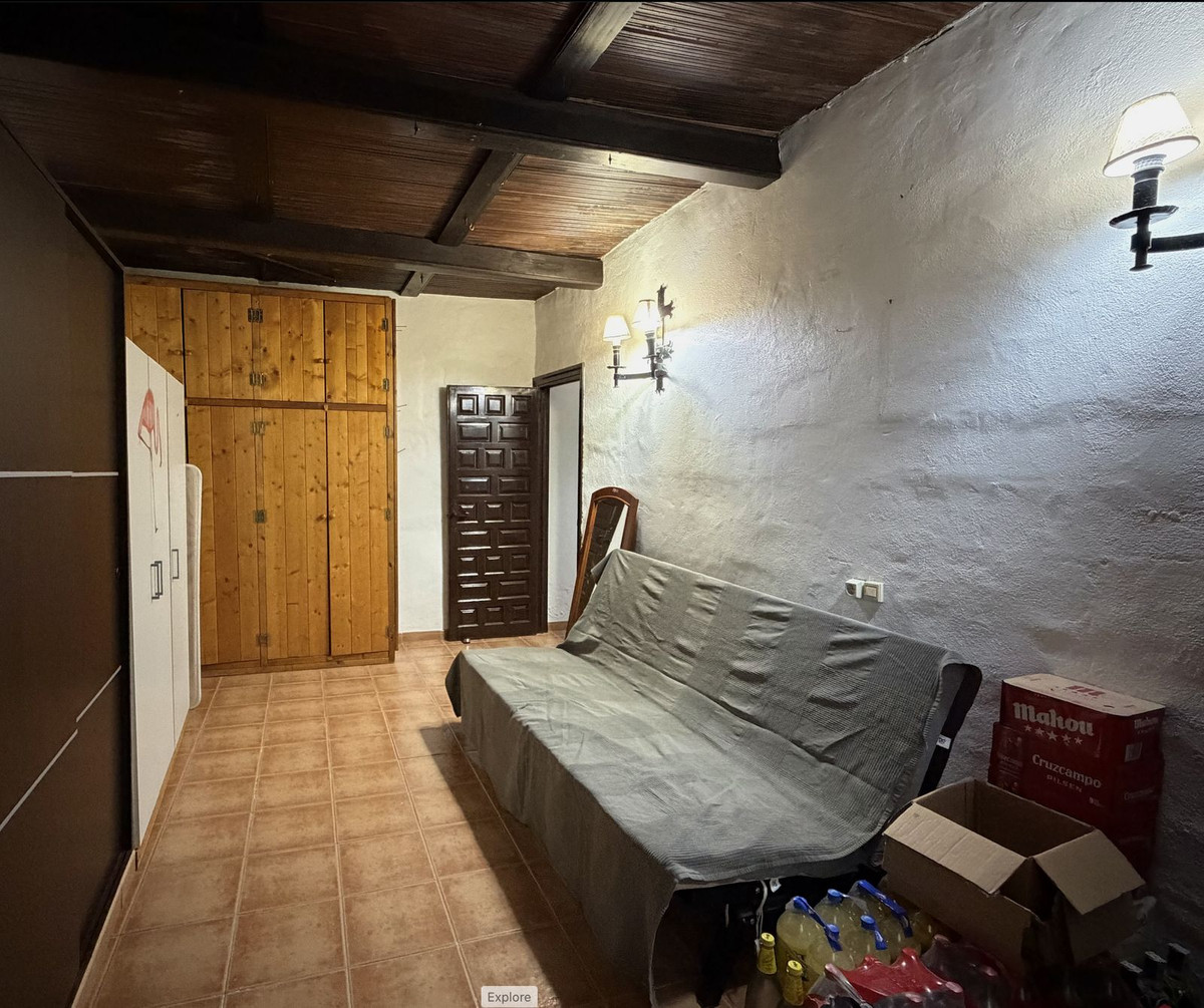 Finca - Cortijo te koop in Estepona | 6 slaapkamers H5406421