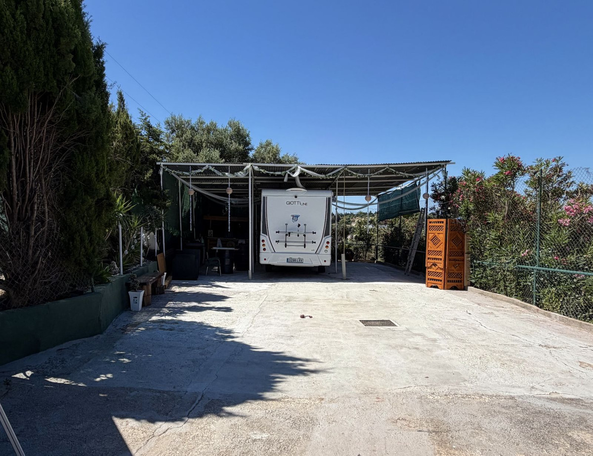 Finca - Cortijo te koop in Estepona | 6 slaapkamers H5406421