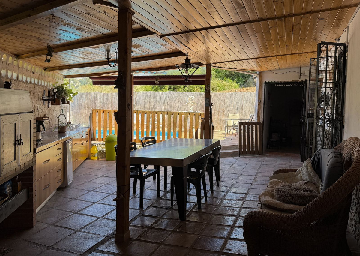 Finca - Cortijo te koop in Estepona | 6 slaapkamers H5406421