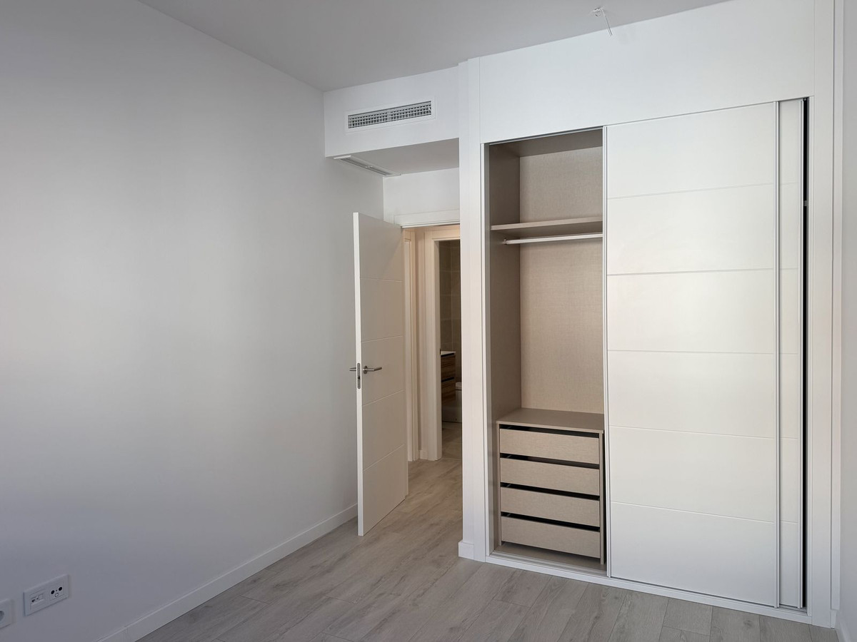 Huis te koop in Estepona | 2 slaapkamers H5406535